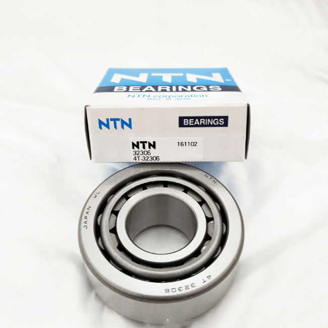 NTN Original Quality 32314 32314J2/Q 7614E Single Row Tapered Roller Bearings