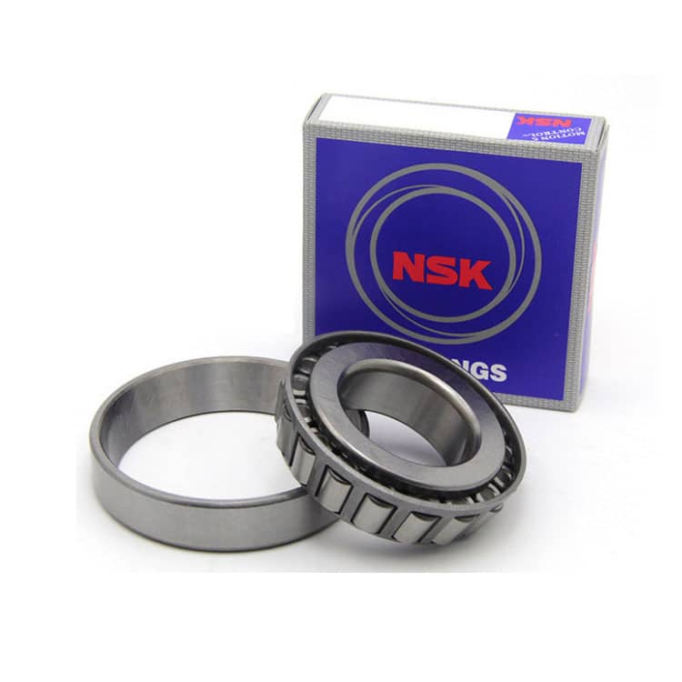 NSK High Quality 30302 HR30302J Tapered Roller Bearing
