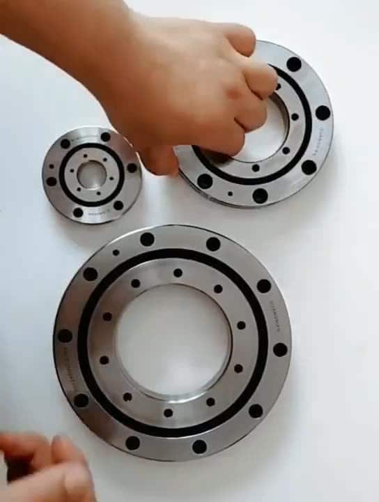 Ra10008 crossed roller bearingthin section bearings