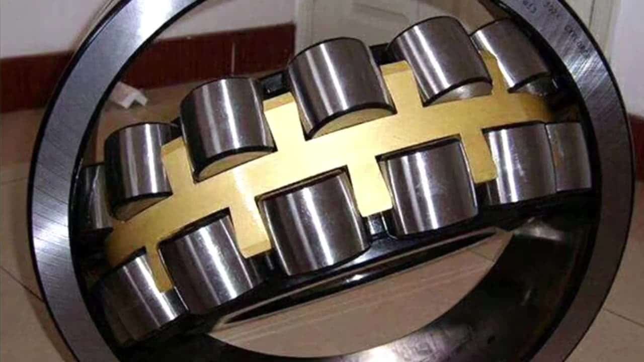 Ntn japan brand high 23272 mb ca/w33 heavy loading thickening retainer spherical roller bearing for mining machinery