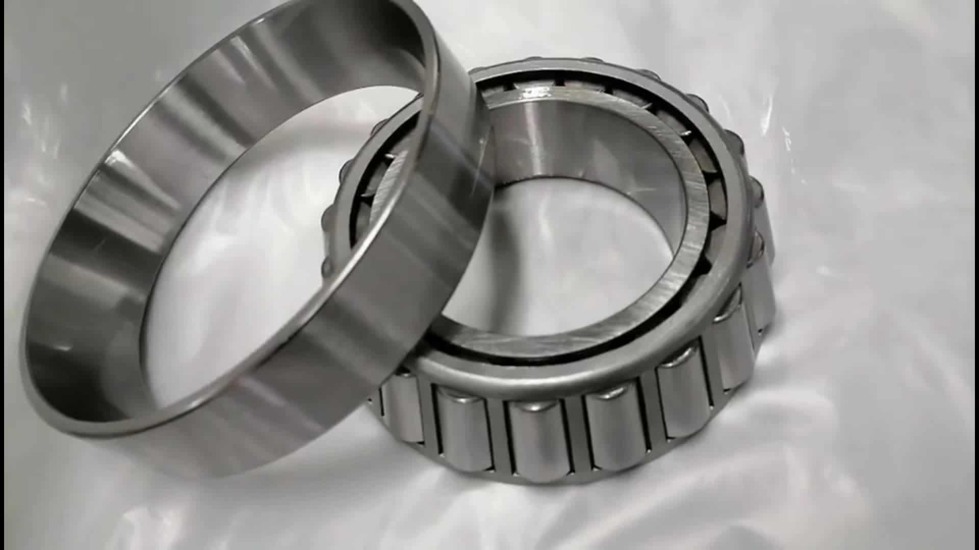 Single row chrome steel koyo 32922 tapered roller bearings