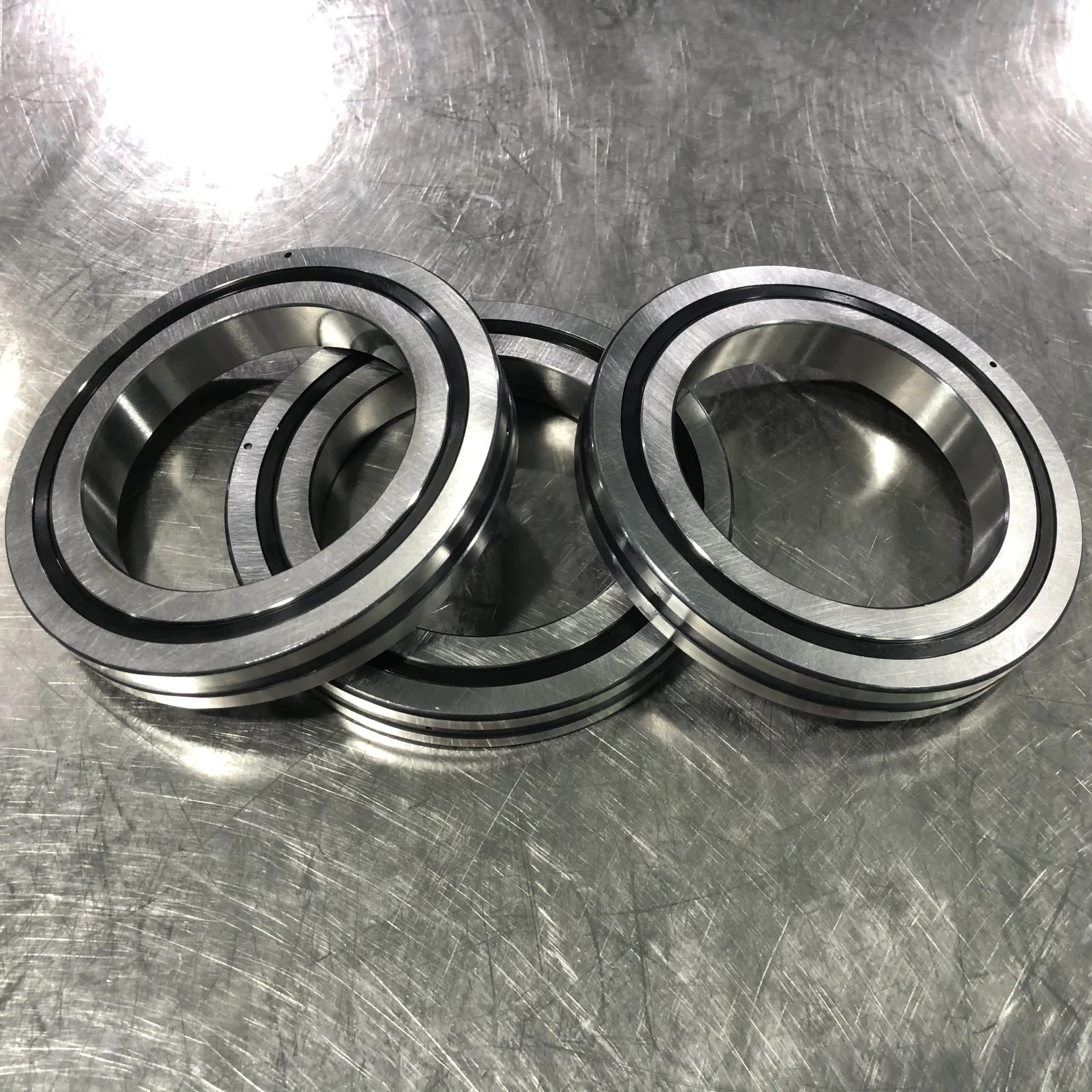 Axial radial 120x180x25mm CRBH12025 crossed roller bearing