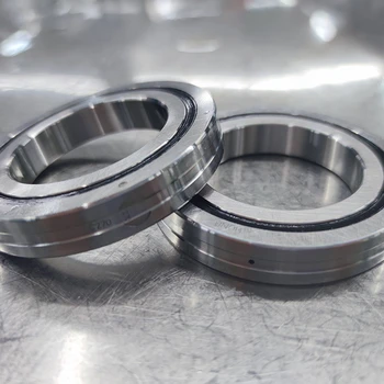 Cross roller bearing rb13025