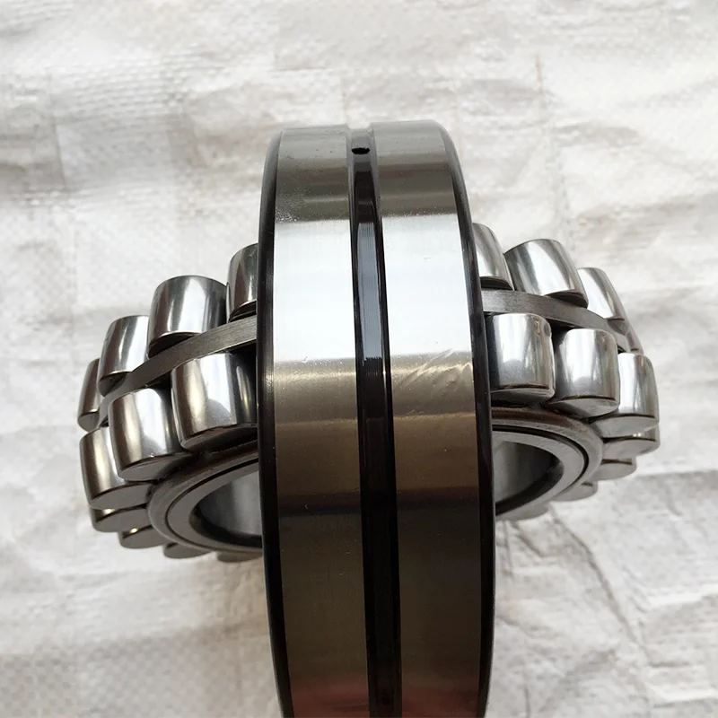 70x125x31mm Good performance spherical roller bearing 22214E