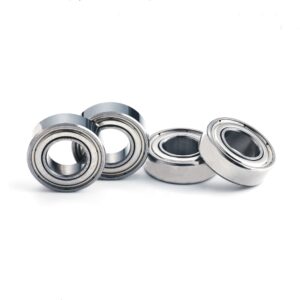 Size comparison between miniature and standard deep groove ball bearings