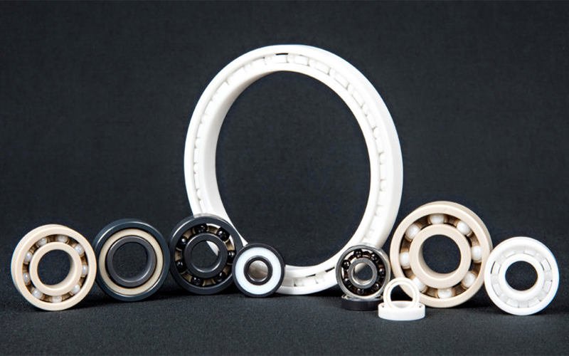 Display of ceramic deep groove ball bearing components