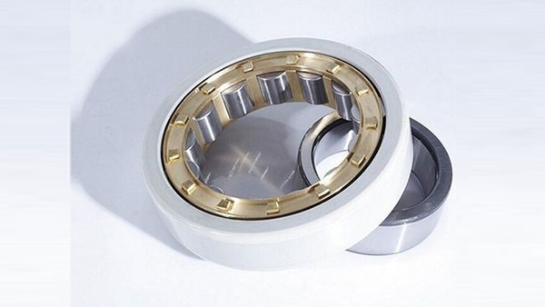 Various tests on insulated bearings