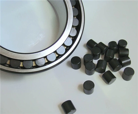 Image showing examples of ceramic rollers of cylindrical roller bearings.