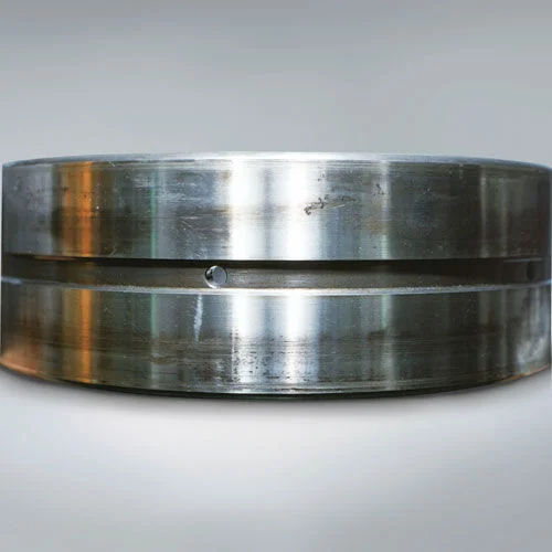 Bearing outer ring creep causes friction on the outer ring, resulting in a polished appearance